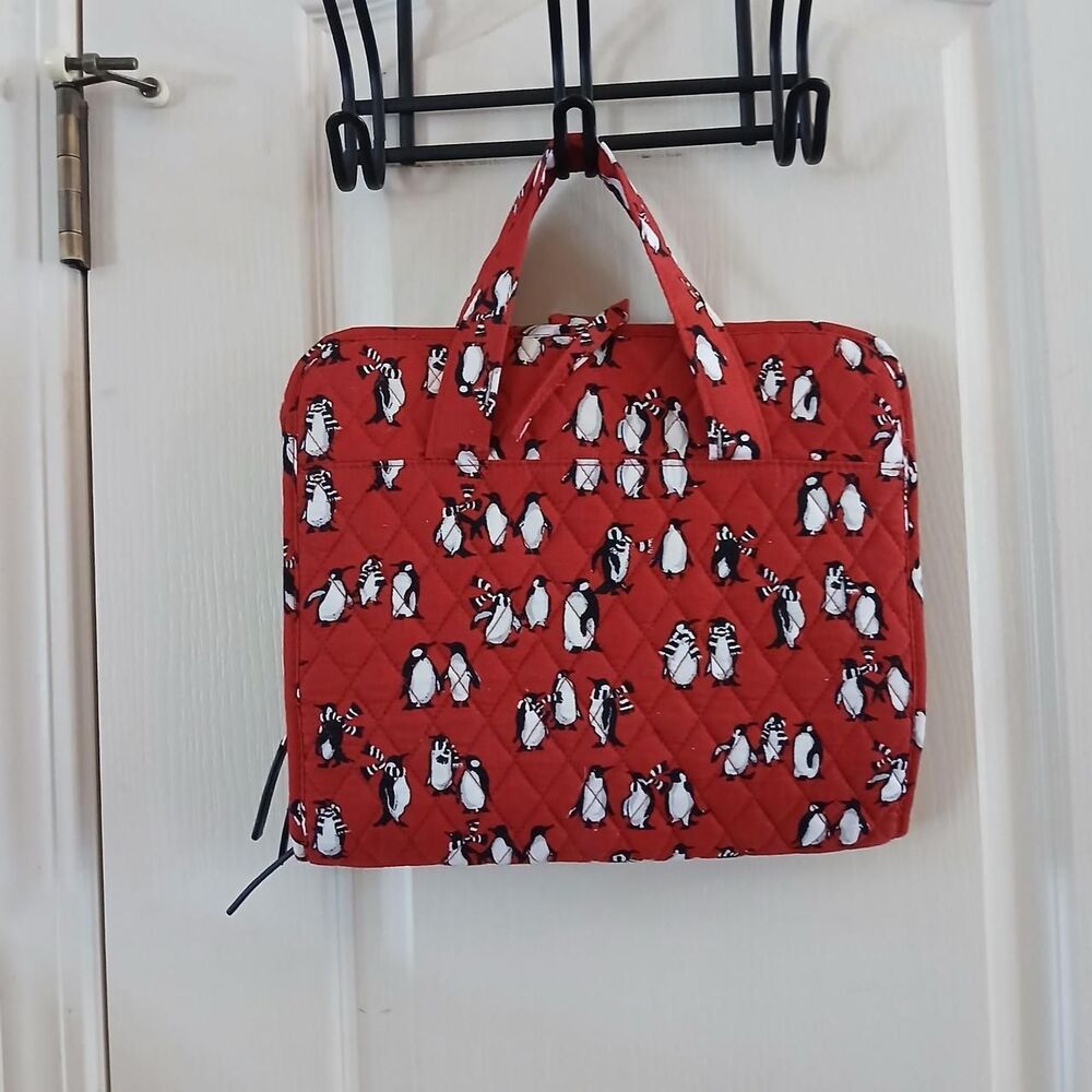Vera Bradley Playful Penguins Quilted Cotton Hanging Travel Cosmetic Organizer